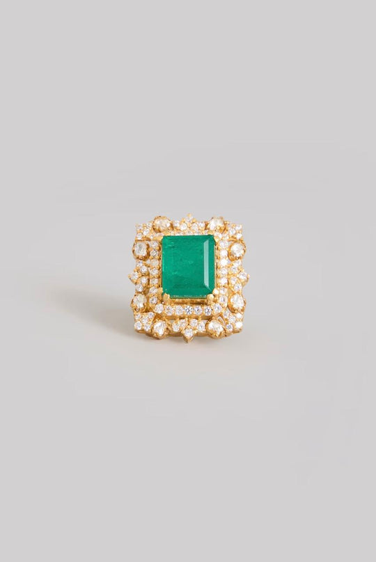 Elara Emerald Ring
